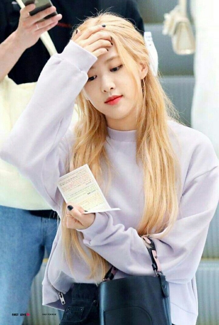 Cô nàng xinh xắn, dễ thương Rose