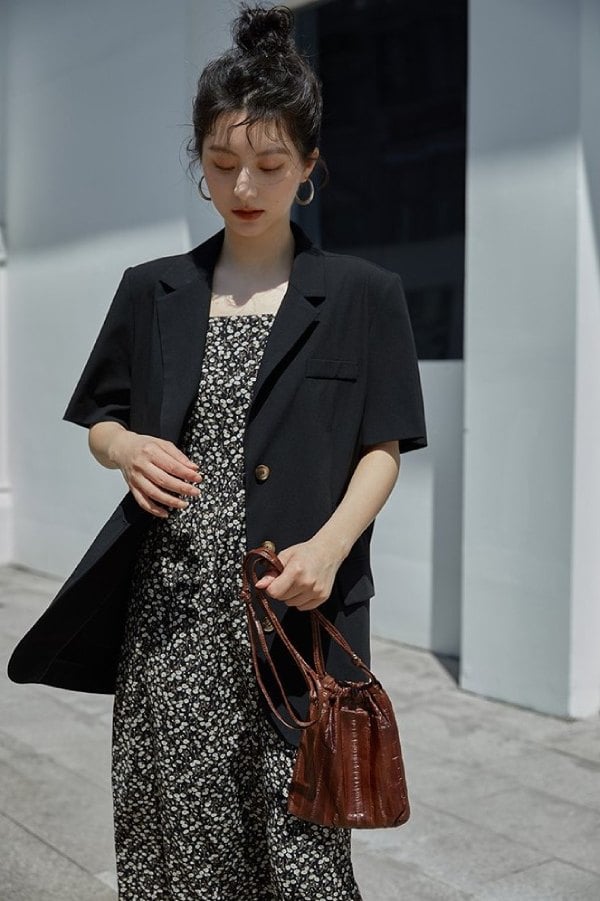 Bật mí cách phối đồ với chân váy hoa nhí siêu xinh