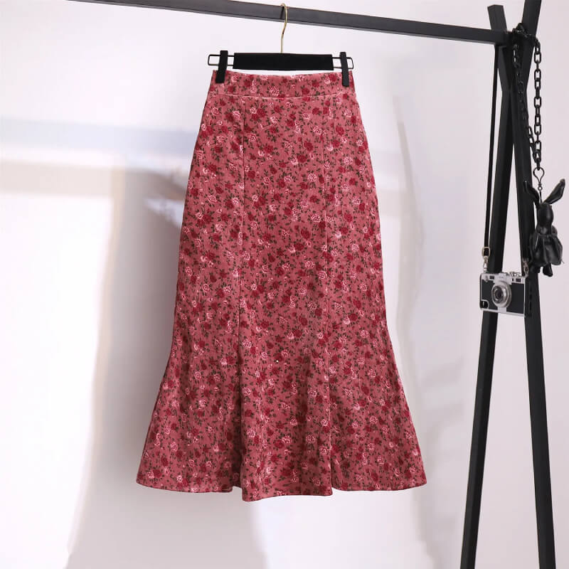 chân váy hoa phối với áo gì