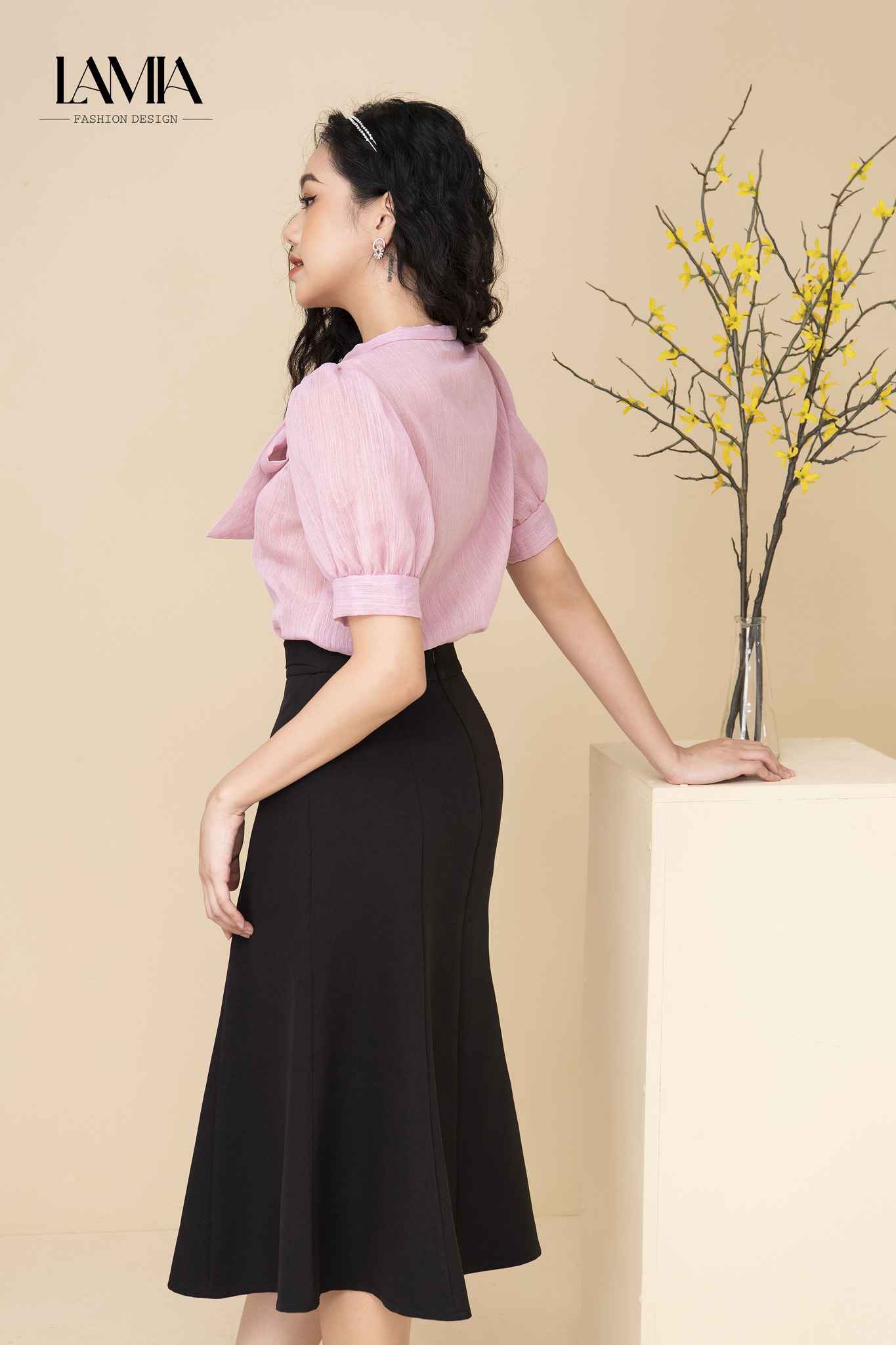 cach-phoi-do-voi-chan-vay-duoi-ca 11