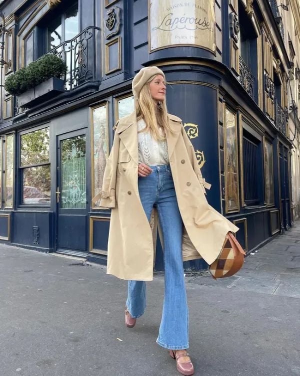 Quần jean ống loe mặc với áo gì? Cách phối đồ với quần jean ống loe