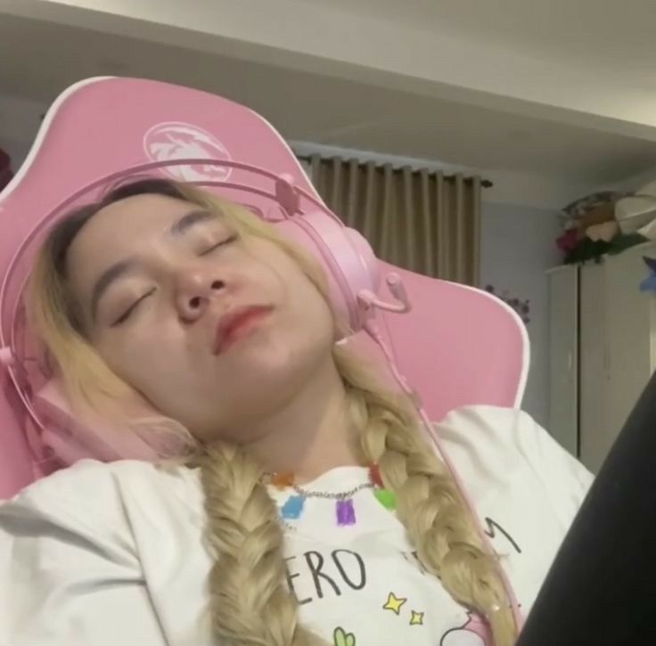 Ảnh Sammy Đào dễ thương gắn liền hình ảnh trẻ trung