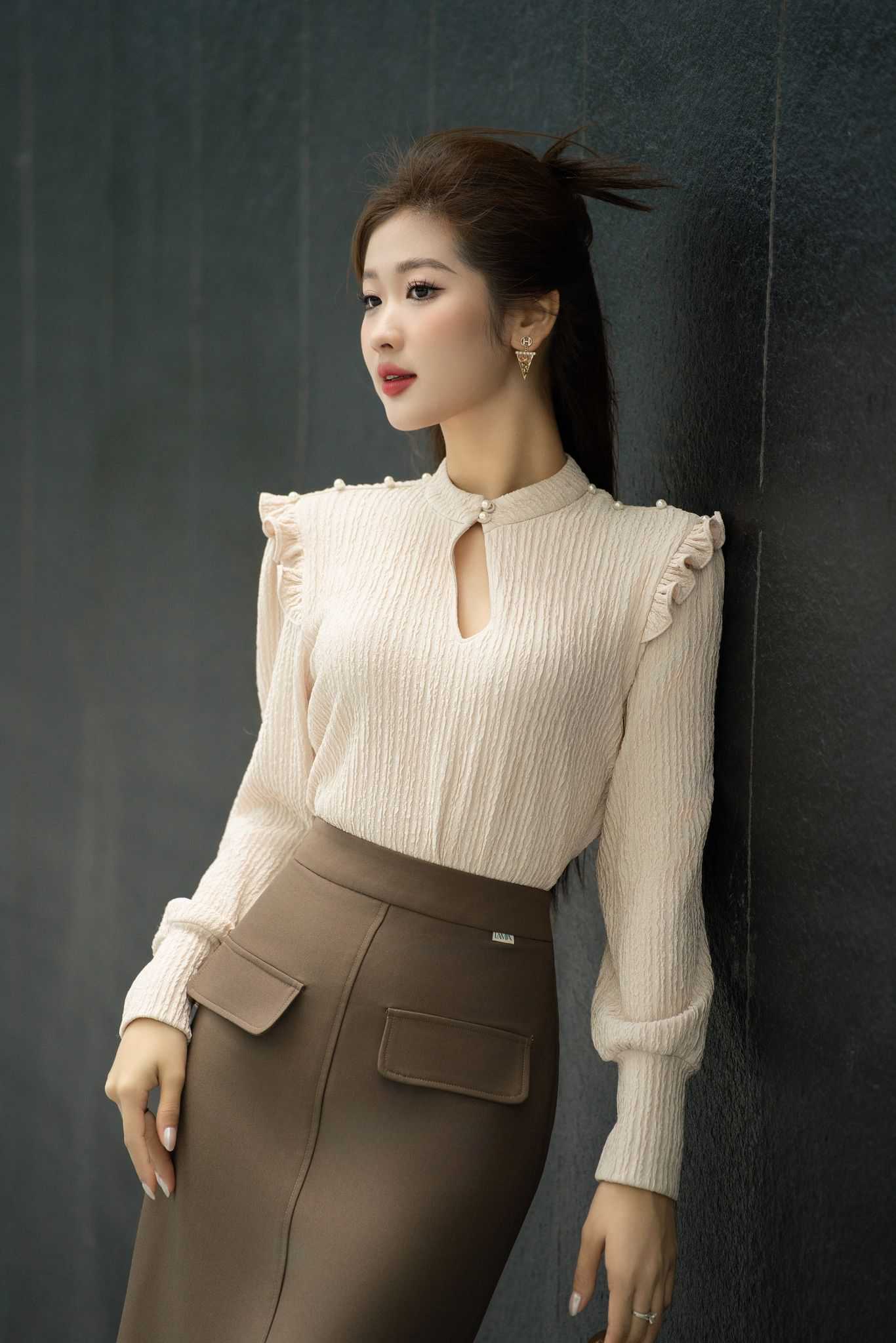 ao-so-mi-nu-tay-dai-co-tau-beo-vai-la405