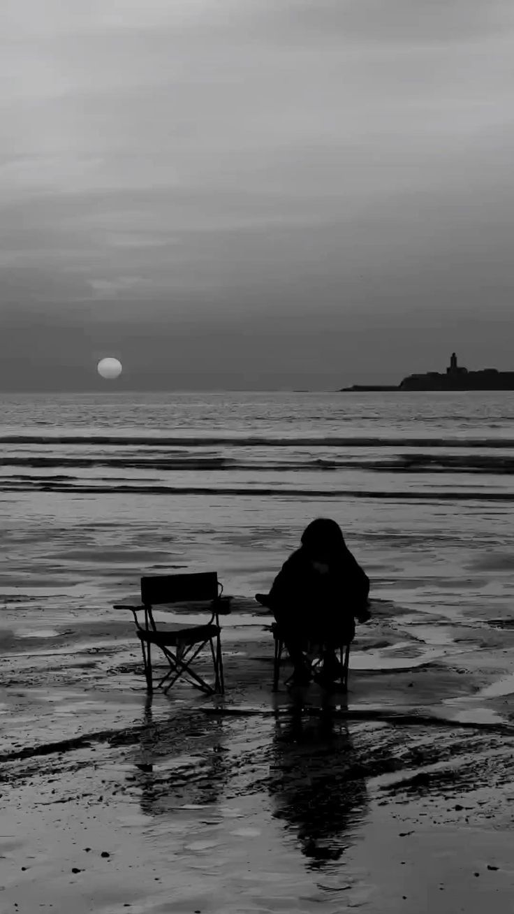 hình nền Zalo buồn, tâm trạng