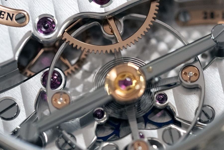 Tần số đồng hồ là gì? Nên để tần số đồng hồ cao hay thấp