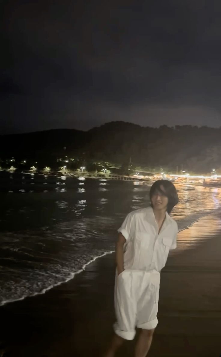 Đứng một mình, nhưng không thấy cô đơn