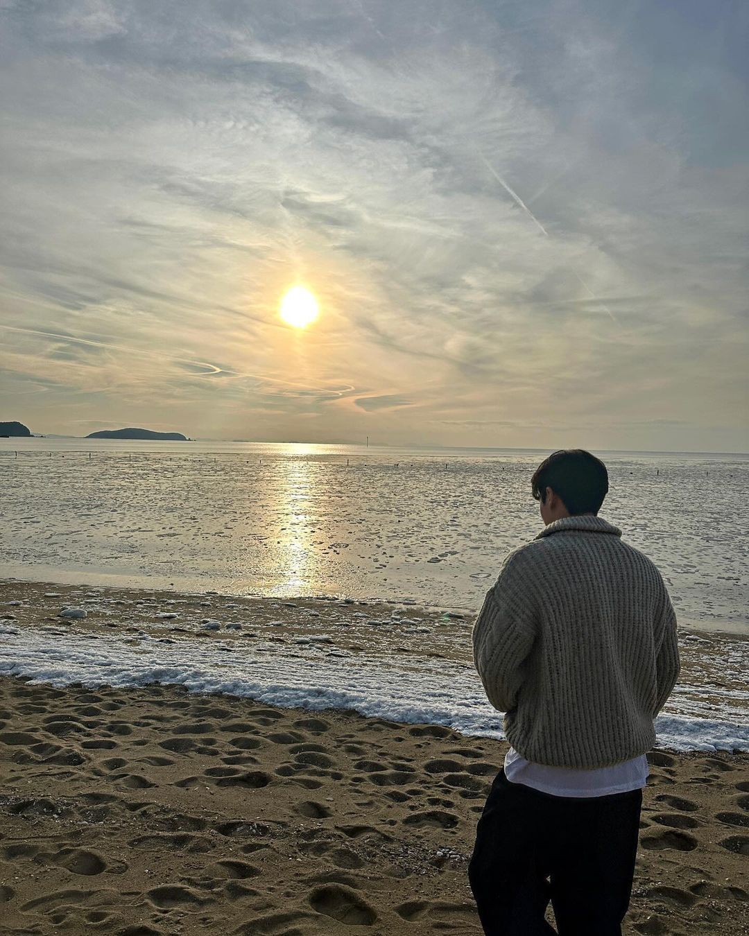 Dáng đứng không mẫu, nhưng đúng gu