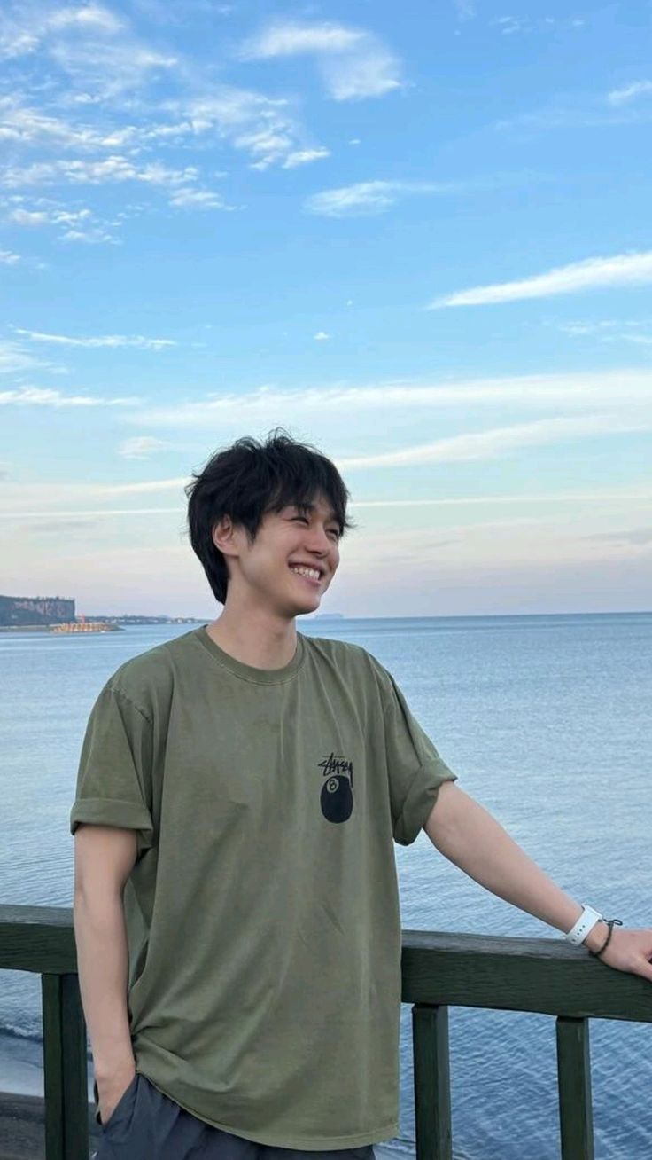 Có những chiều biển đẹp, chỉ thiếu một ánh mắt