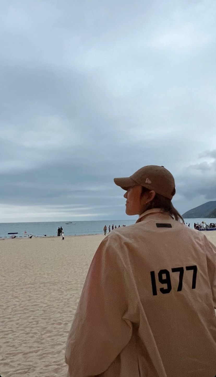 Thở nhẹ một hơi, sóng vỗ nhẹ lòng