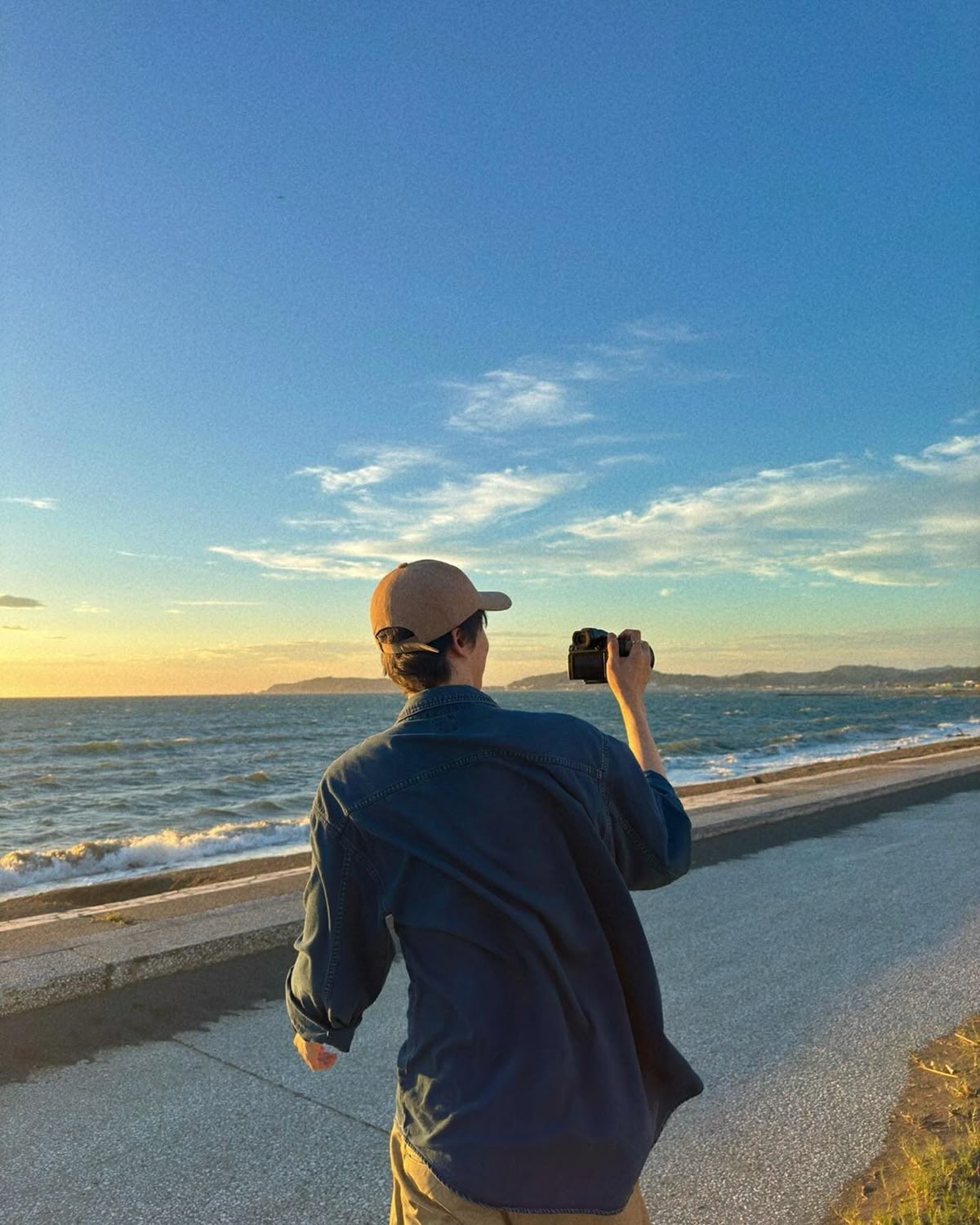 Biển vẫn thế, chỉ có mình thay đổi