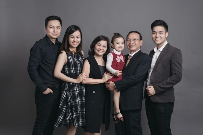 65+ Cách Tạo Dáng Chụp Ảnh Gia Đình Lưu Trọn Khoảnh Khắc