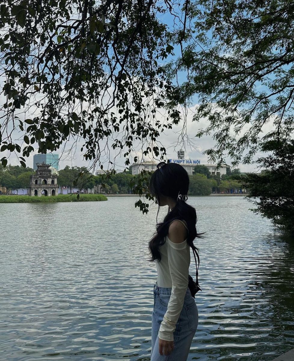Hạnh phúc là khi chẳng cần tìm gì thêm nữa