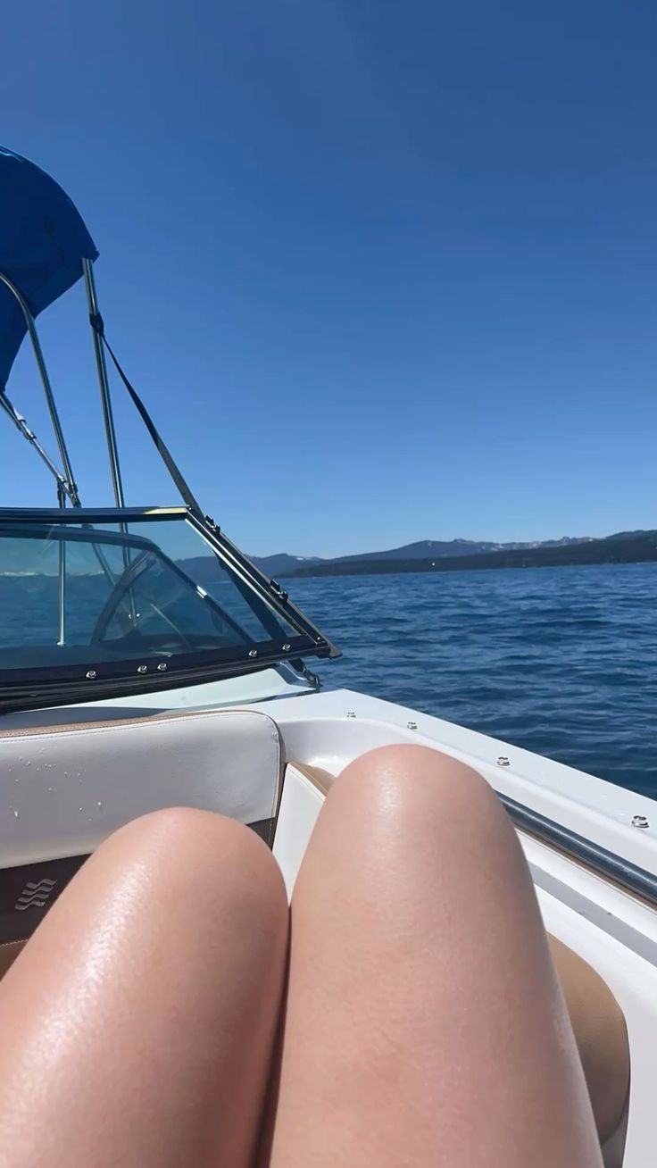 Không cần tạo dáng cầu kỳ, hãy để biển dẫn đường