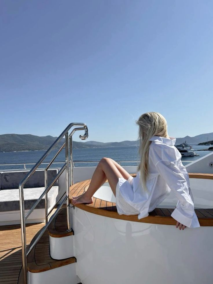 Ngẩng đầu nhìn biển, hít sâu và… chụp thôi