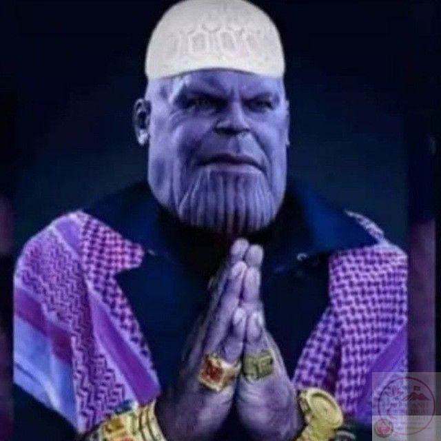 Meme Thanos