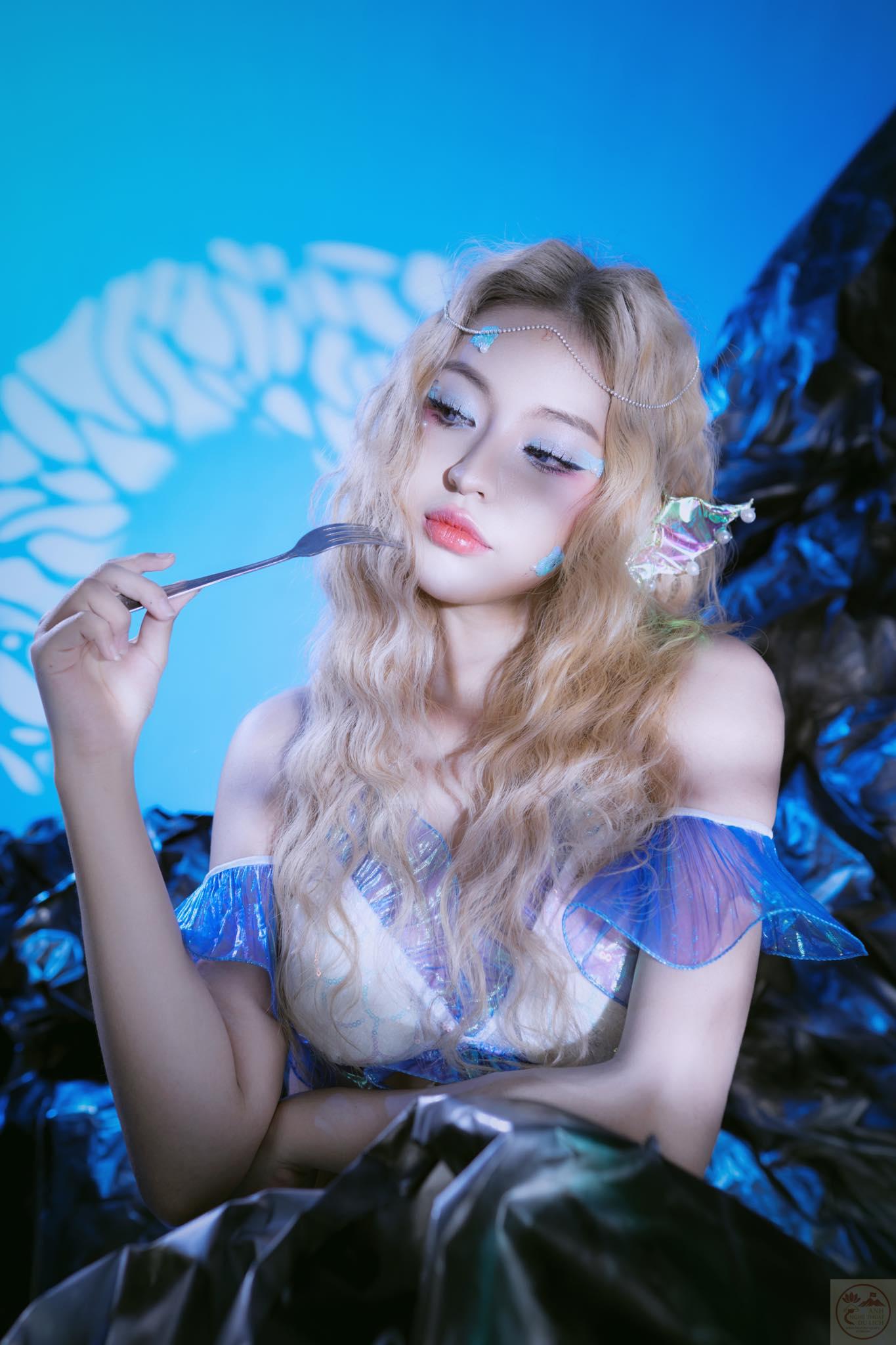 Hot girl gây ấn tượng với vẻ ngoài ngày càng trưởng thành