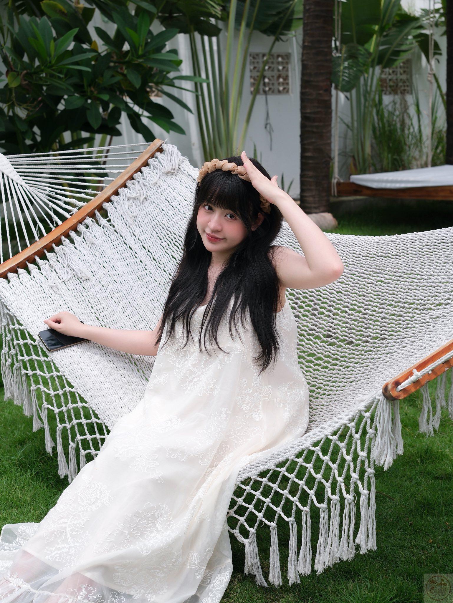 Cô gái trẻ ngày càng được khen ngợi nhờ vẻ đẹp mặn mà hơn