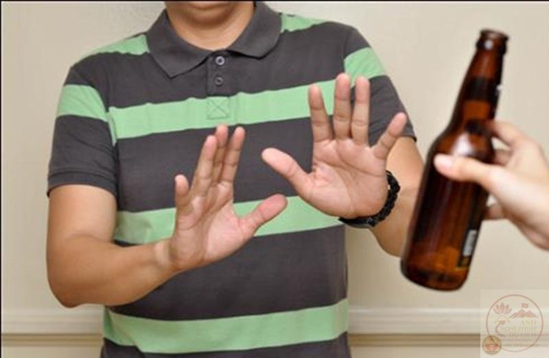 Trạng thái ngại ngùng được lột tả rõ rệt qua những bức ảnh chế từ chối hóm hỉnh