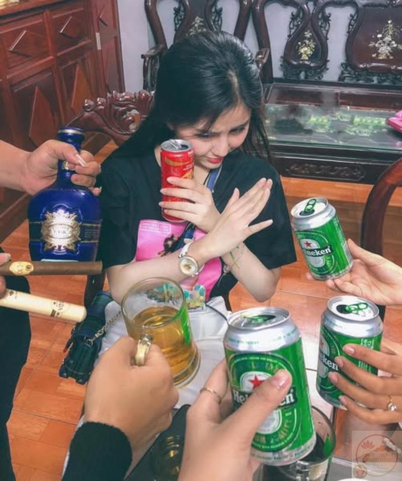 Meme từ chối rượu bia