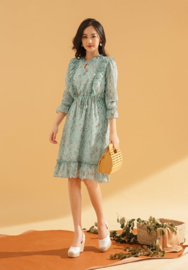 Váy babydoll là gì? Váy baby doll nên phối với giày gì?