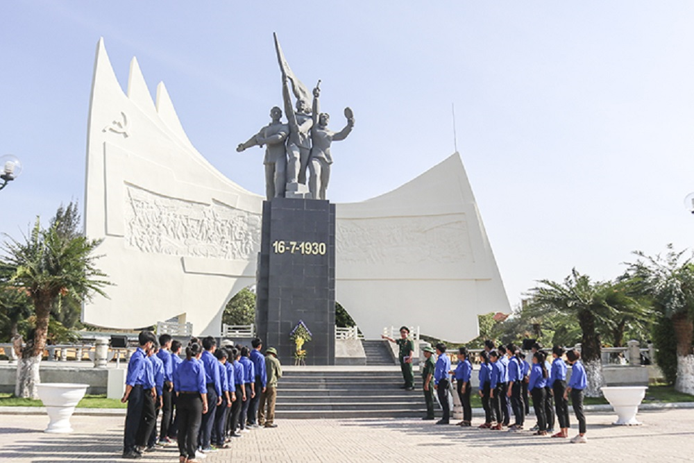 Ngày 16-7-1964: Ngày truyền thống Học viện Phòng không - Không quân