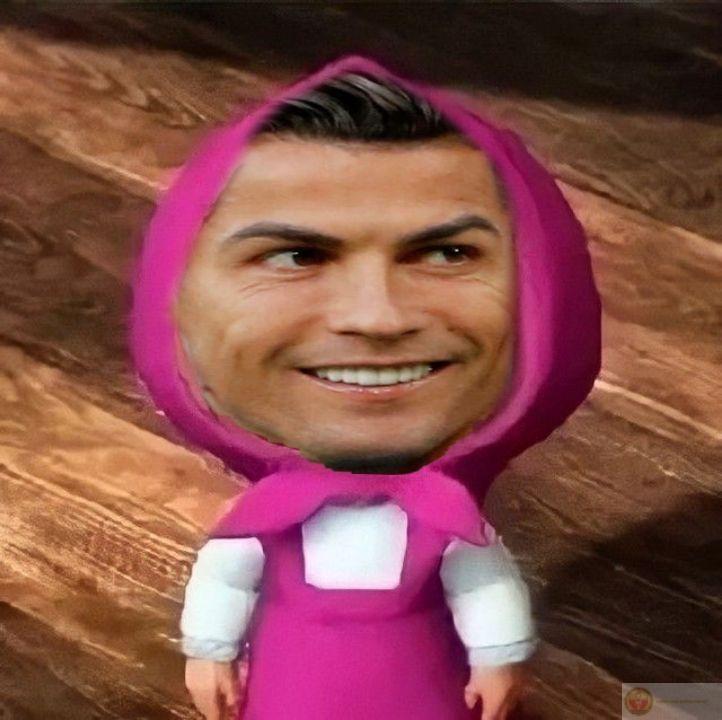 Ảnh Ronaldo hài hước