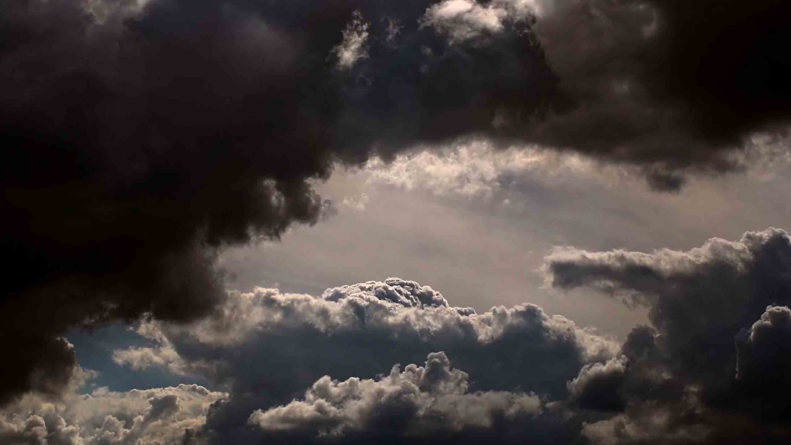 anh may den buon 2560px 1440px 2k 2