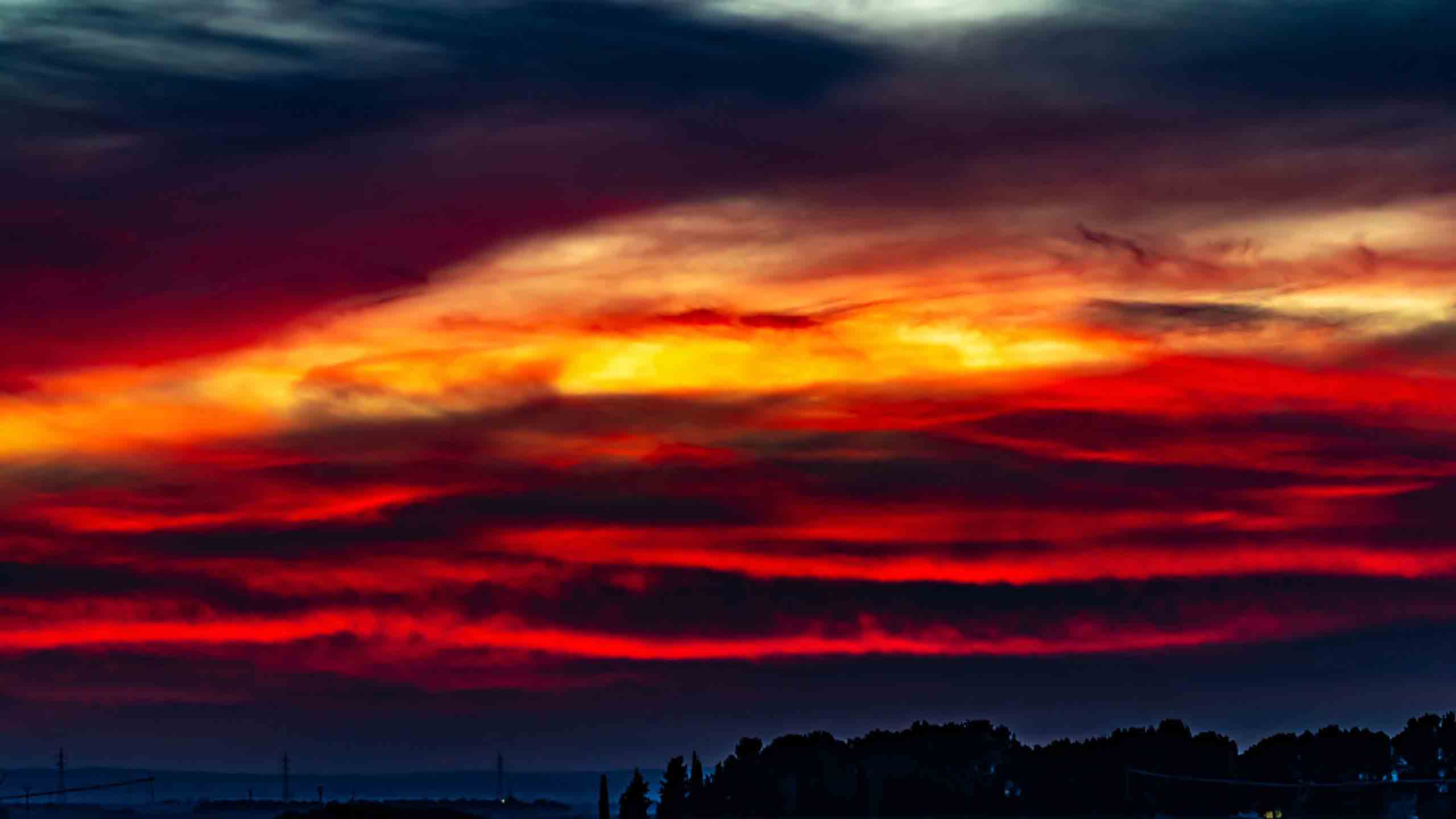 anh may buon 2560px 1440px 2k 3