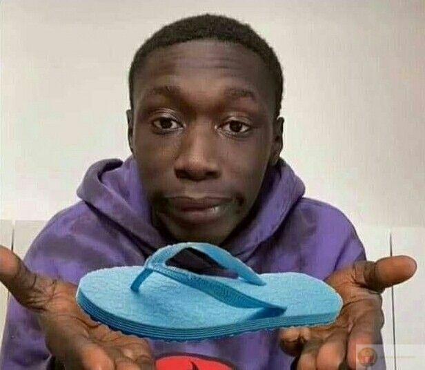 Cầm dép là nghệ thuật, xử lý là đỉnh cao