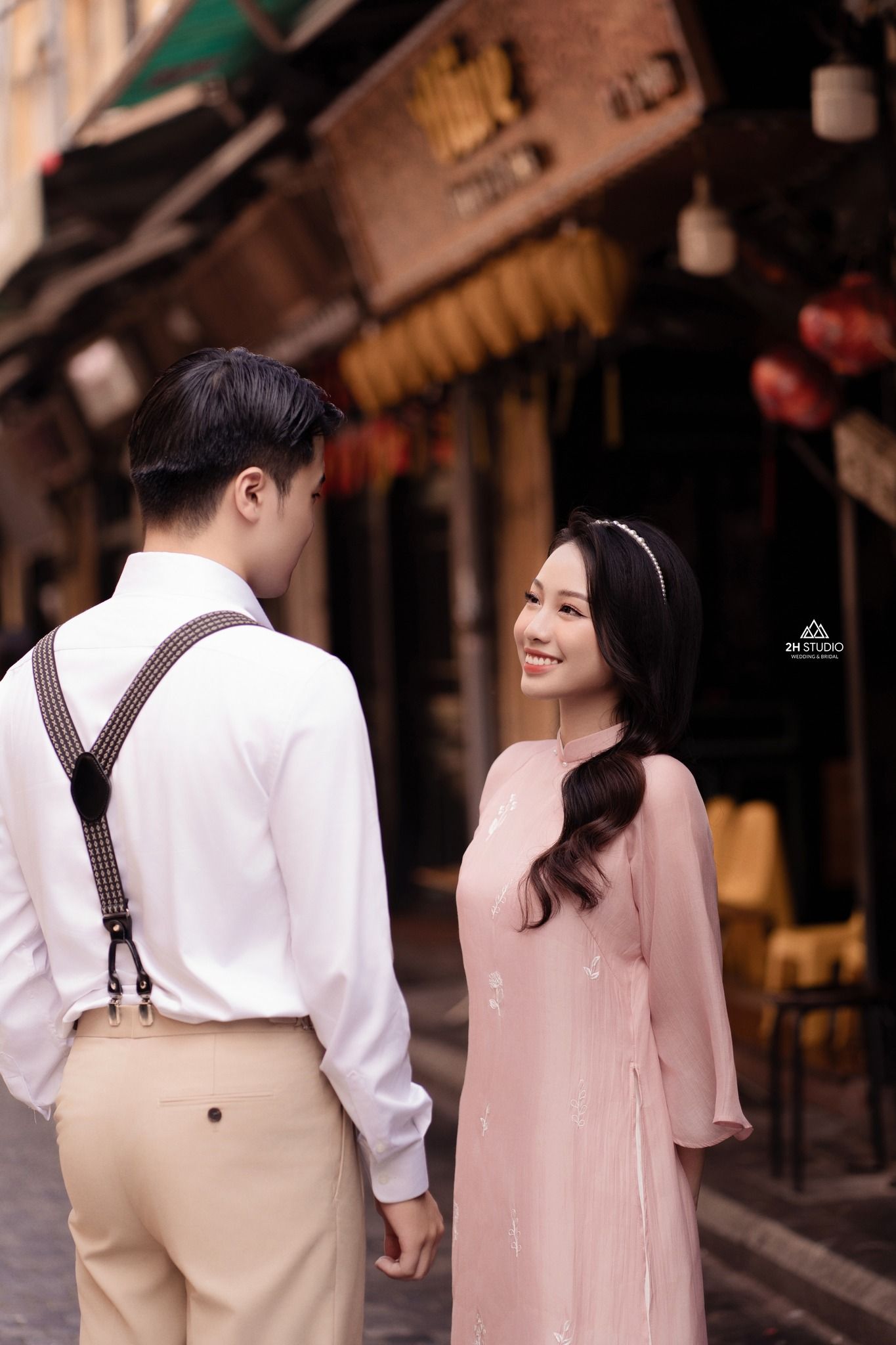 Những chi tiết nhẹ nhàng tạo ảnh cưới đầy tinh tế