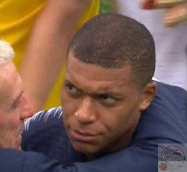 Những chi tiết hóm hỉnh đủ để tạo tiếng cười sảng khoái cho người thưởng thức