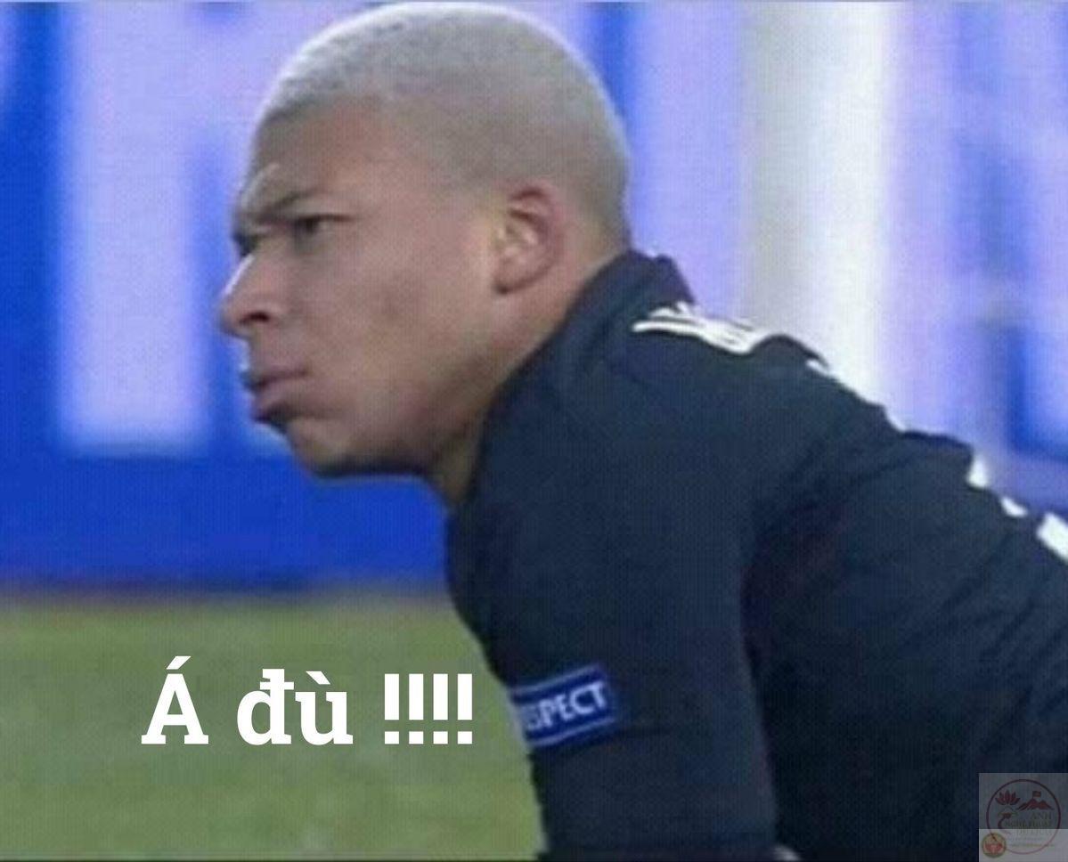 Sự dí dỏm tinh nghịch thể hiện rõ tinh thần giải trí trong từng bức ảnh