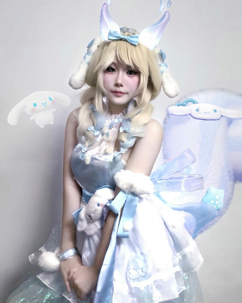 Skin liên quân capheny hầu gái cầm súng máy dễ thương