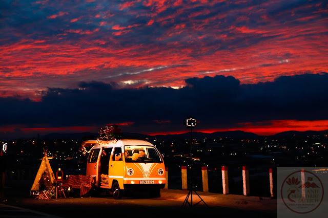 Niềm tin dịu dàng nâng đỡ cảm xúc giúp nội tâm thêm phần vững vàng