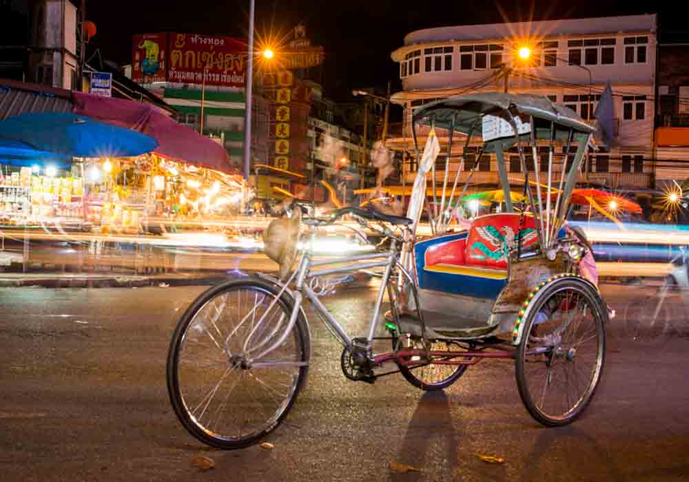 Sử dụng chân máy và hiệu ứng làm mờ đám đông