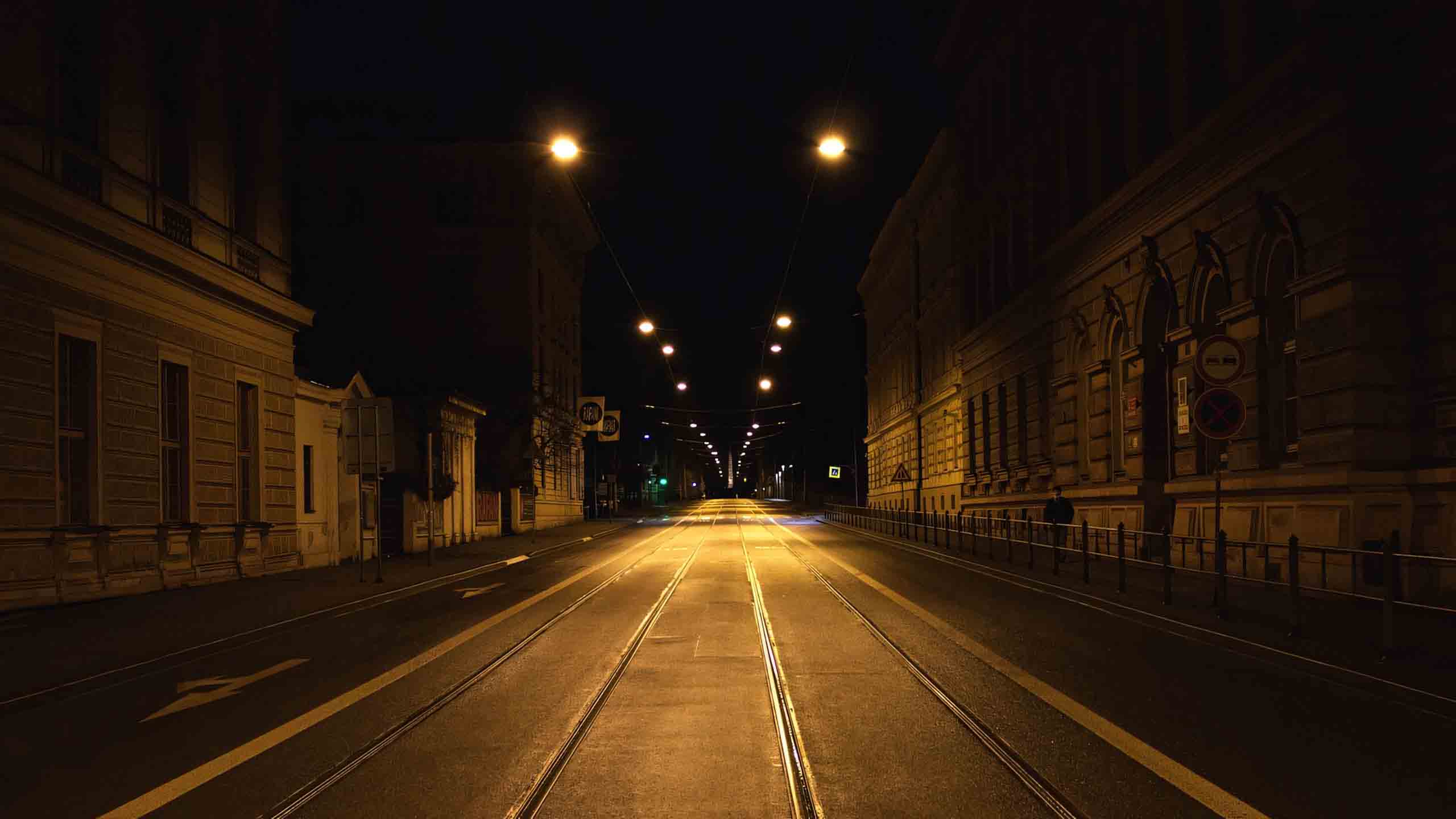 anh thanh pho ve dem buon 2560px 1440px 2k 5