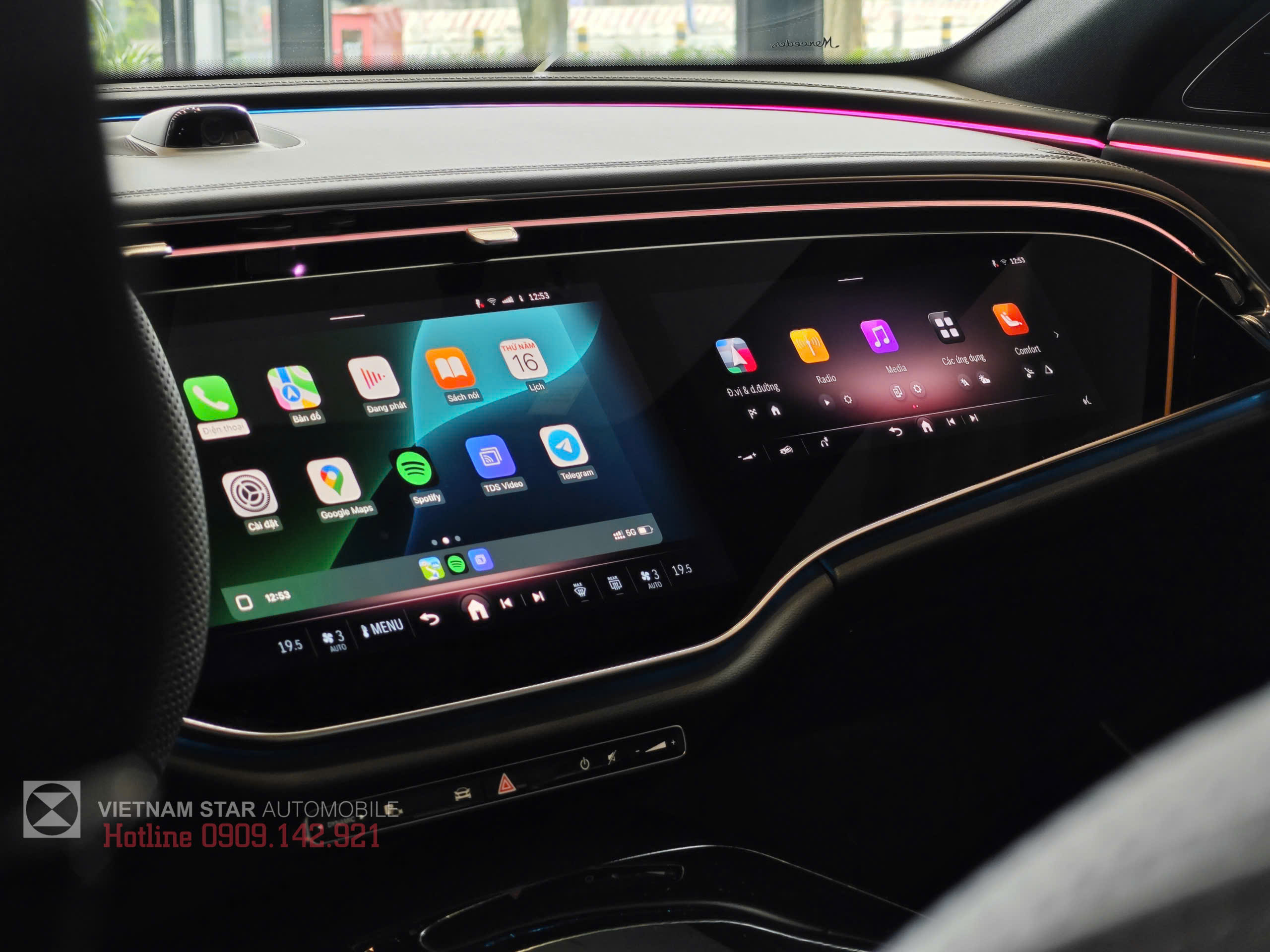 cabin mercedes-benz e 300 amg 2025 màn hình mbux superscreen và camera selfie