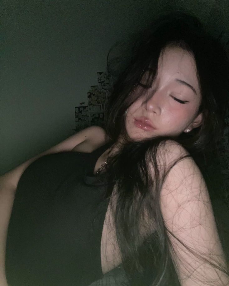 Vẻ đẹp giản dị ngọt ngào trong ảnh gái xinh 2k5 khiến tim người rung động