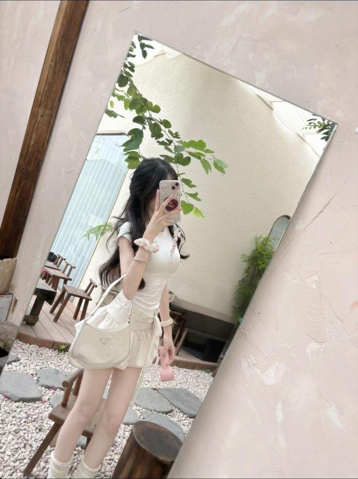 Ảnh gái xinh 2k5 tỏa sáng với nụ cười trong sáng thật dễ thương