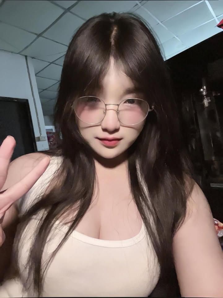 Nét cuốn hút tự nhiên trong ảnh gái xinh 2k5 khiến ai cũng nhớ mãi