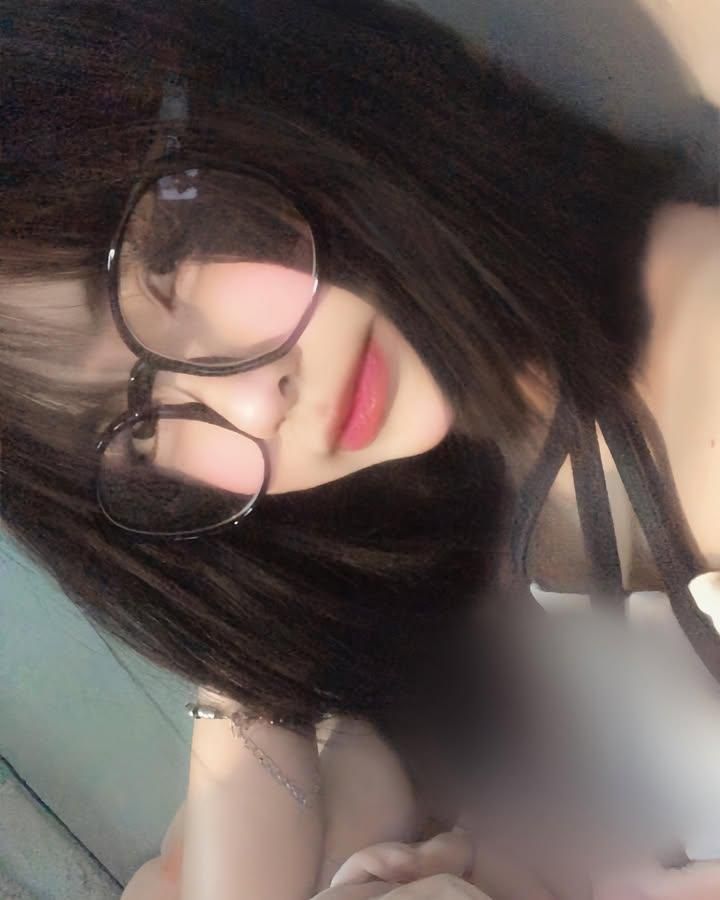 Nét đáng yêu trong ảnh gái xinh 2k5 làm trái tim người xem rung rinh