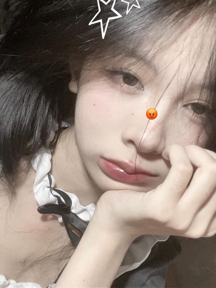 Nét đẹp trẻ trung tươi sáng trong ảnh gái xinh 2k7 khiến tim loạn nhịp