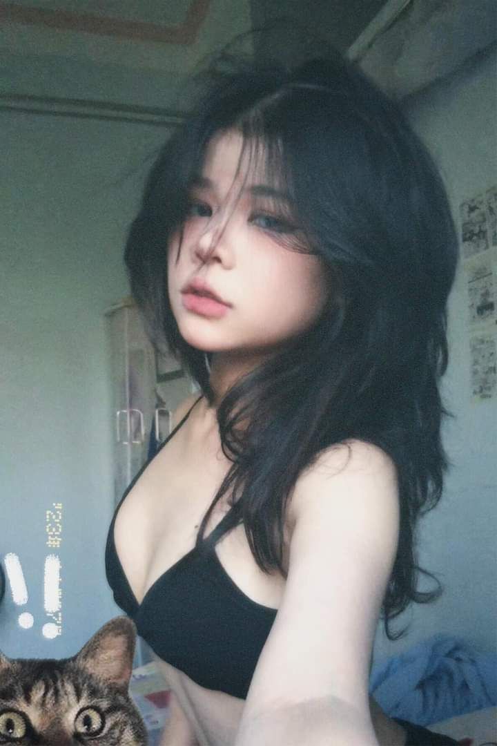 Vẻ đẹp dịu dàng toát lên từ ảnh gái xinh 2k7 thật cuốn hút