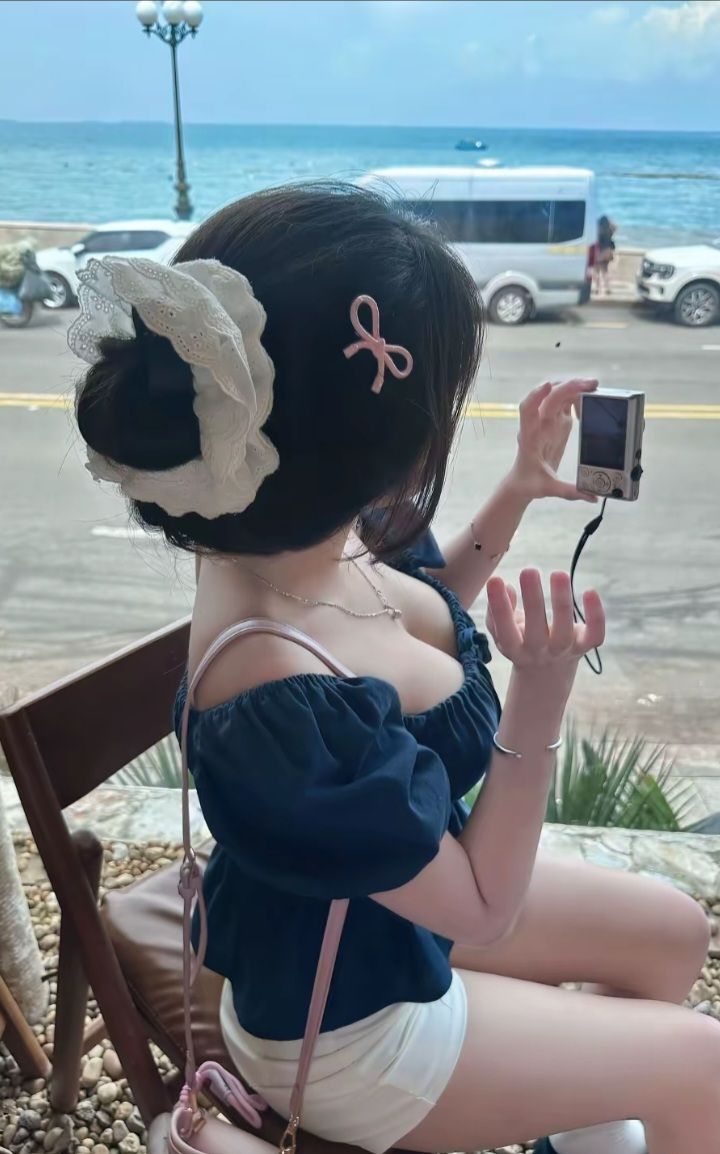 Vẻ đẹp tự nhiên trong ảnh gái xinh 2k7 khiến ai cũng say mê