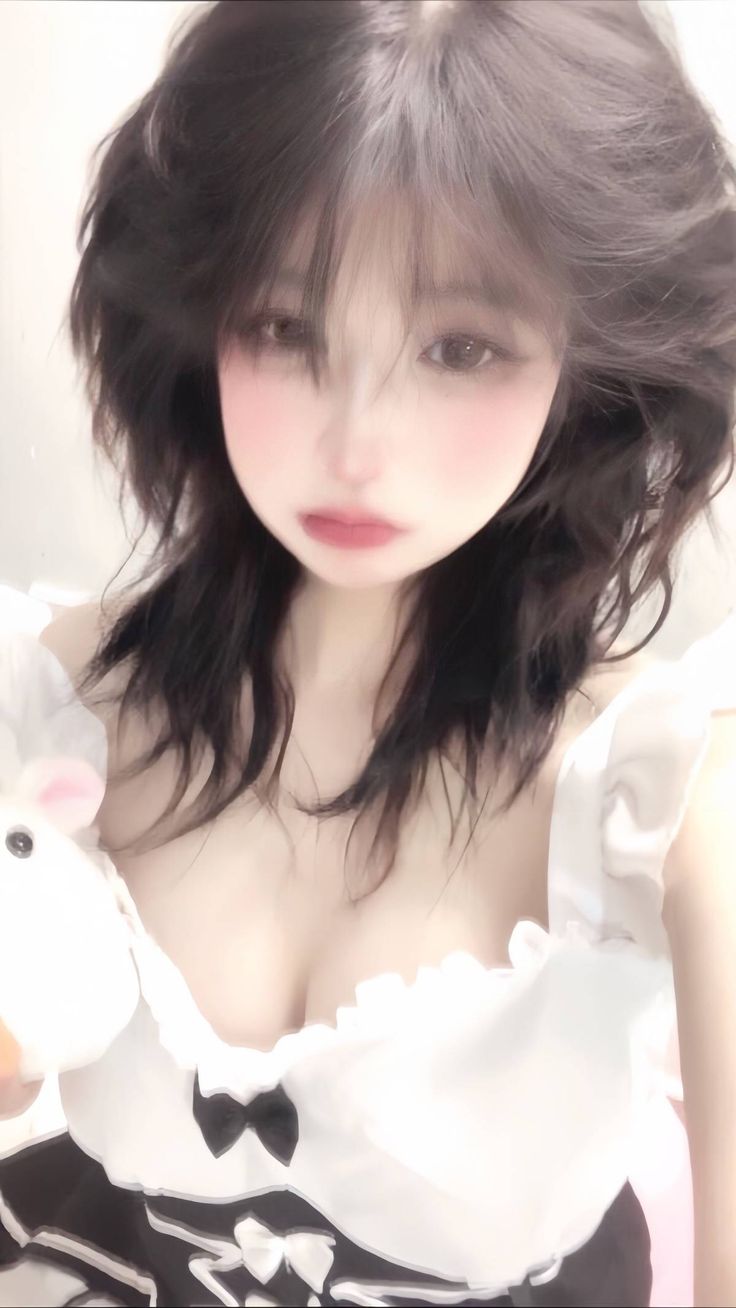 Ảnh gái xinh 2k7 rạng rỡ với nụ cười tươi sáng ngọt ngào