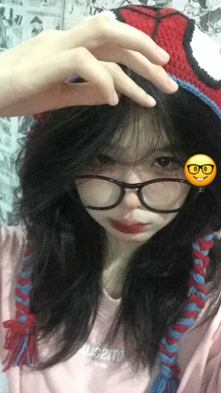 Ảnh gái xinh 2k7 để lại ấn tượng bởi vẻ đẹp nhẹ nhàng tự nhiên