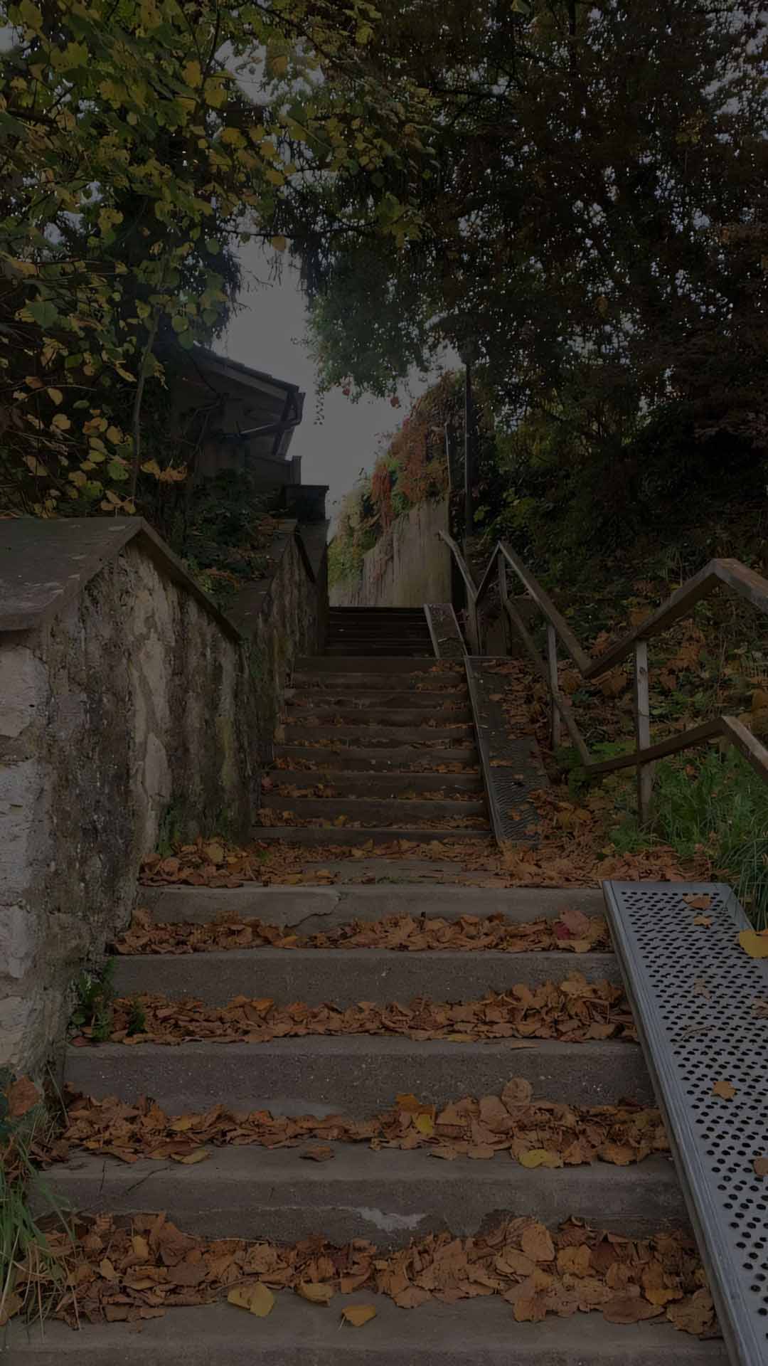 cau thang dan len pho phu mau hoang hon 1920px 1080px full hd