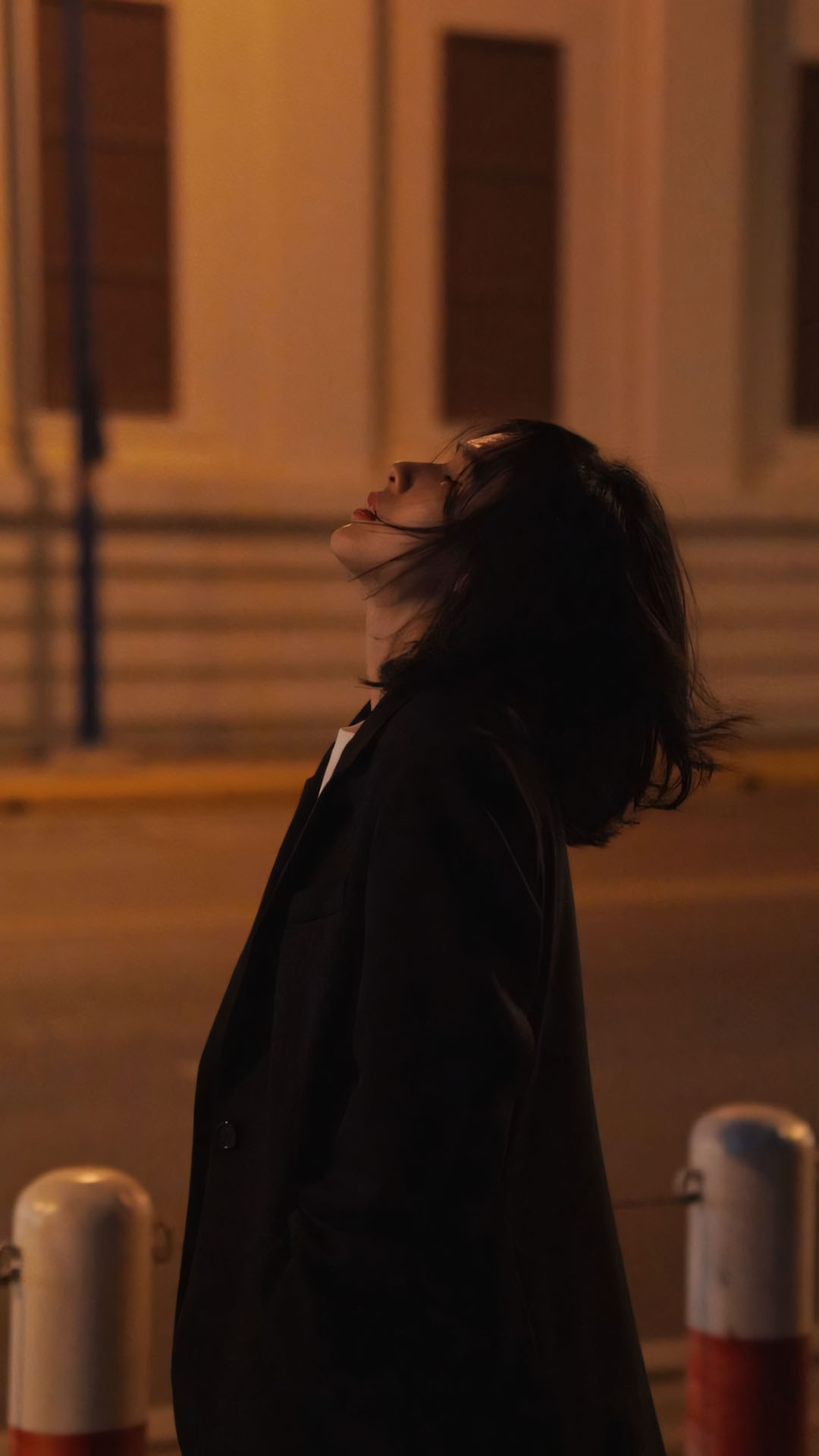 co gai o pho co dem ngua mat don gio 1920px 1080px full hd