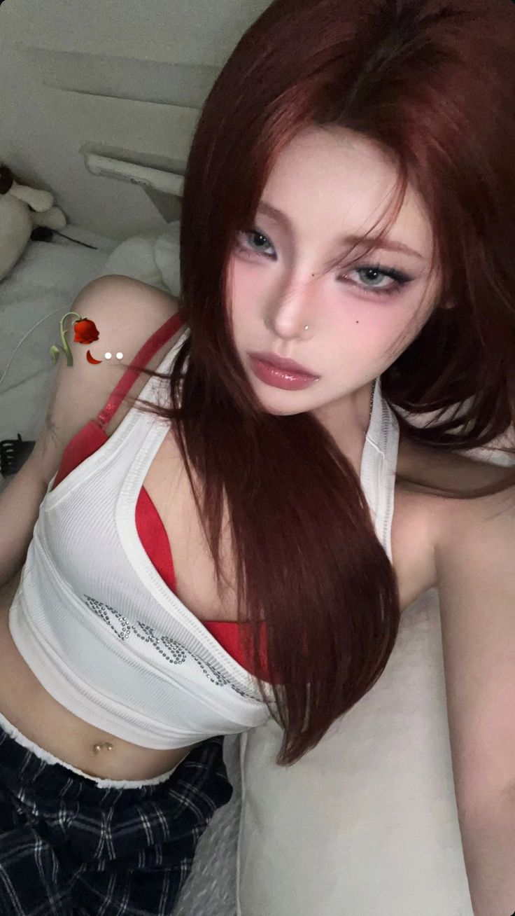 Ảnh gái sexy khi đi biển luôn tràn đầy năng lượng và cuốn hút