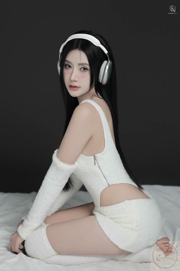 Quỳnh Moon sexy (15)